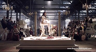 sex bị bỏ thuốc Cô gái phim hentai phủ nhận mình vô tội trong phòng tắm.